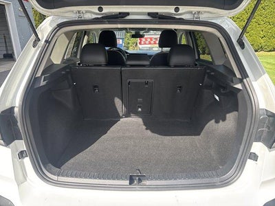 2025 Volkswagen Taos SE 4MOTION