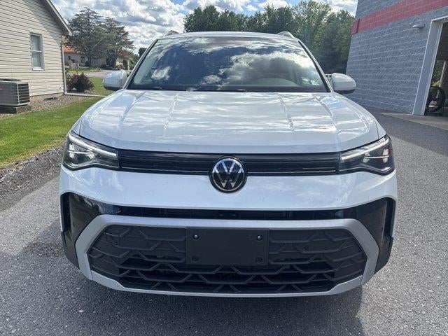 2025 Volkswagen Taos SE 4MOTION