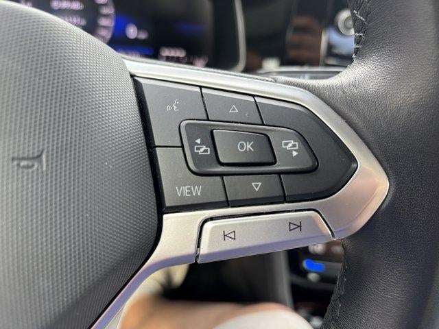 2025 Volkswagen Jetta SE Auto
