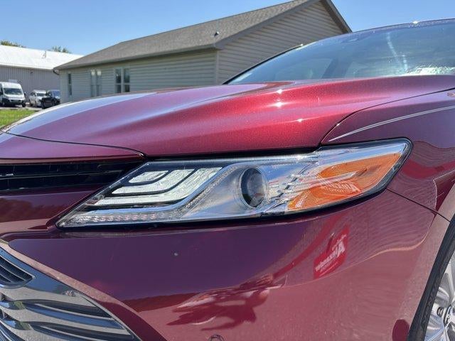 2018 Toyota Camry XLE Auto (SE)