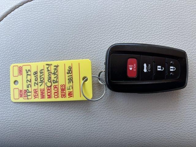 2018 Toyota Camry XLE Auto (SE)
