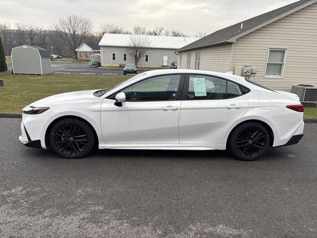 2025 Toyota Camry SE (SE)