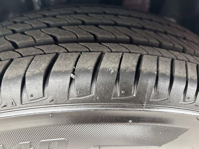 2025 Toyota Camry LE (SE)