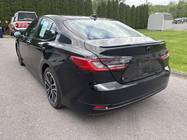 2025 Toyota Camry XLE (SE)