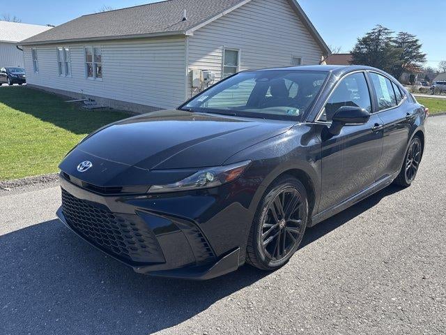 2025 Toyota Camry SE (SE)