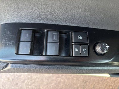 2025 Toyota Camry XLE AWD (Natl)