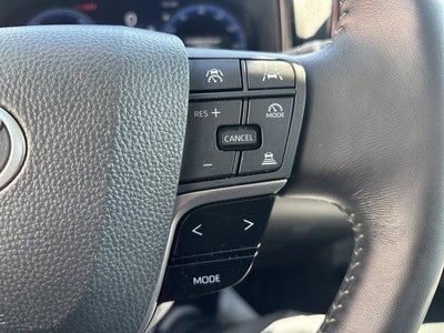 2025 Toyota Camry XLE AWD (Natl)