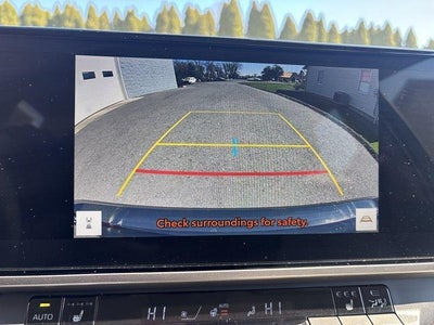 2025 Toyota Camry XLE AWD (Natl)