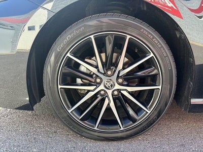 2023 Toyota Camry SE Auto (SE)