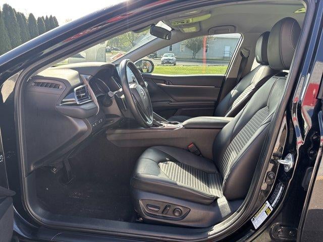 2023 Toyota Camry SE Auto (SE)