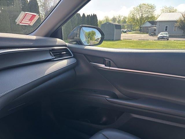 2023 Toyota Camry SE Auto (SE)