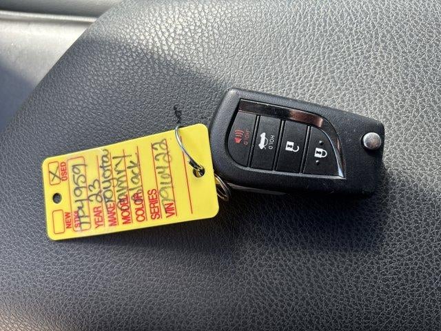 2023 Toyota Camry SE Auto (SE)