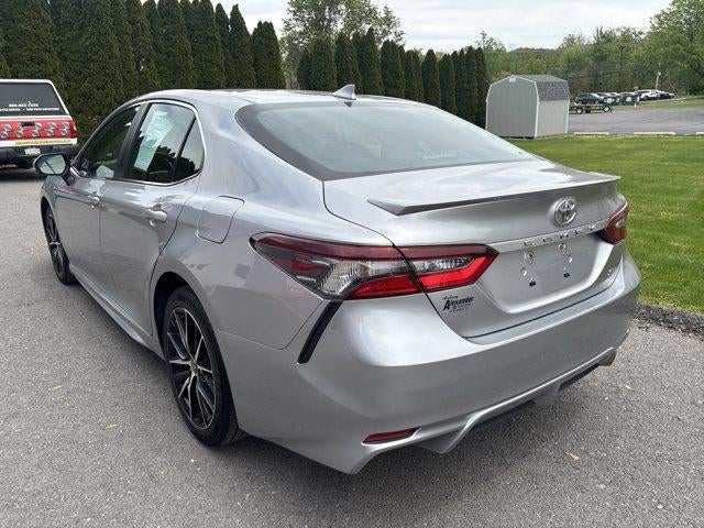 2024 Toyota Camry SE Auto (SE)