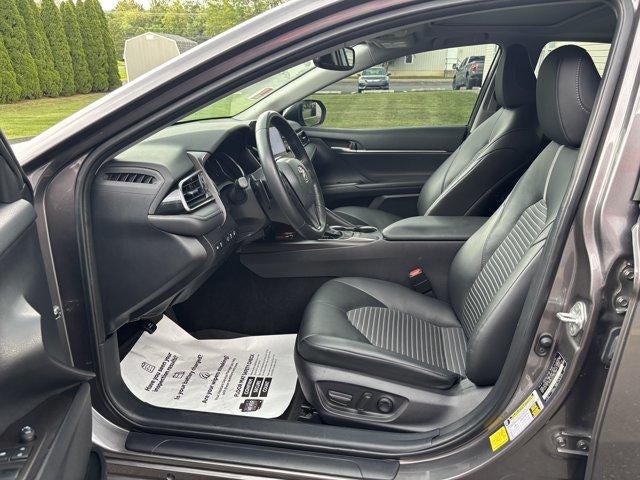 2023 Toyota Camry SE Auto (SE)