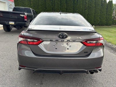 2023 Toyota Camry SE Auto (SE)