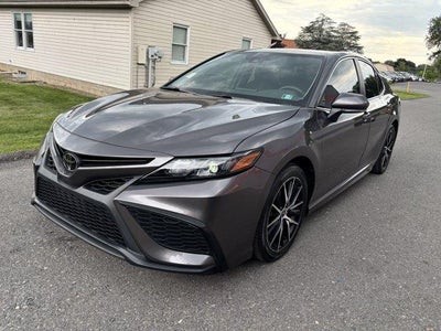 2023 Toyota Camry SE Auto (SE)