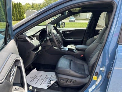 2022 Toyota RAV4 Hybrid XSE AWD (Natl)