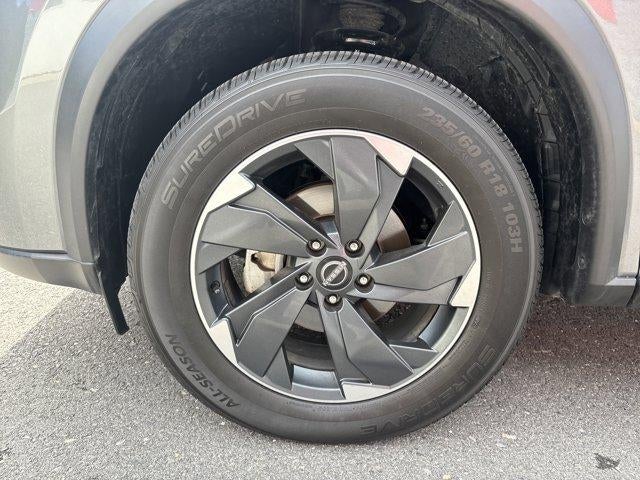 2025 Nissan Rogue AWD SV