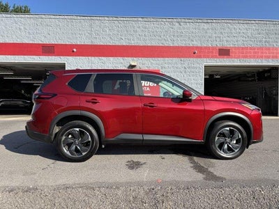 2025 Nissan Rogue AWD SV