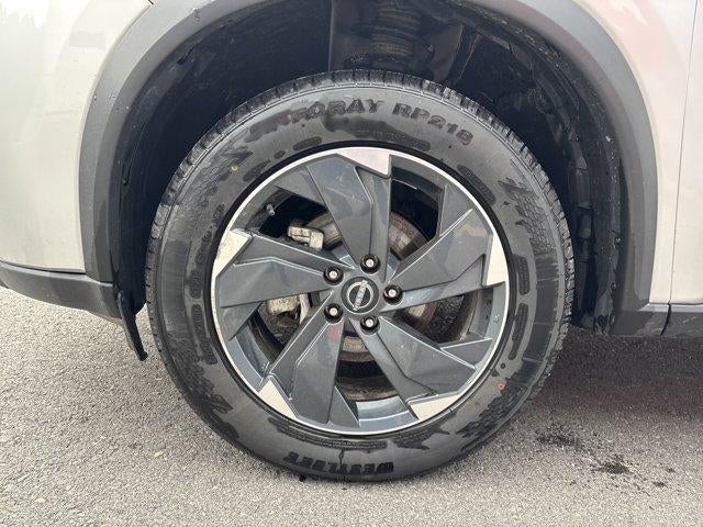 2024 Nissan Rogue AWD SV