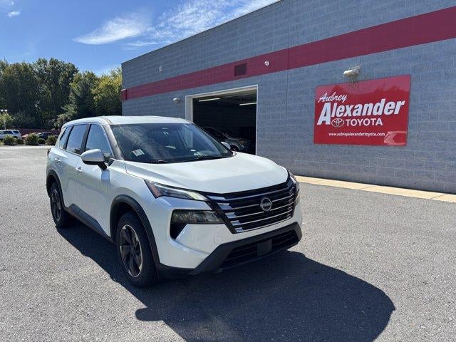 2024 Nissan Rogue AWD SV