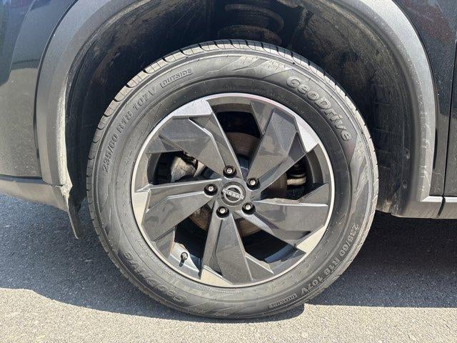 2025 Nissan Rogue AWD SV
