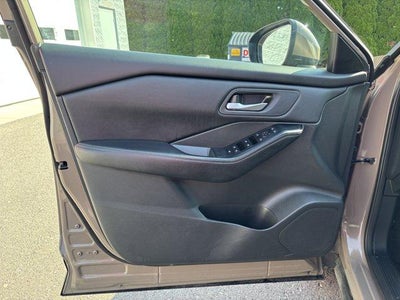 2025 Nissan Rogue AWD SV