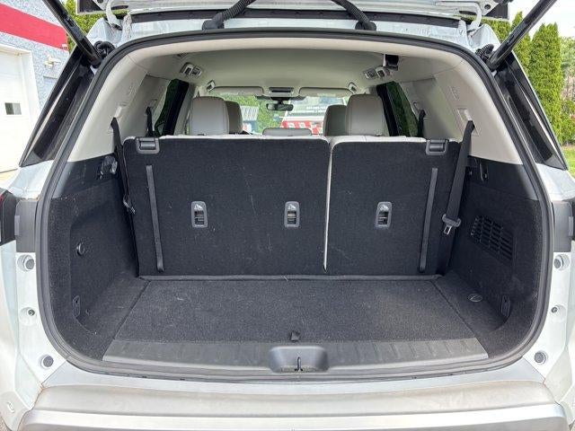 2025 Nissan Pathfinder SL 4WD