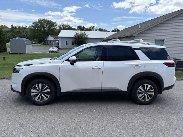2025 Nissan Pathfinder SL 4WD