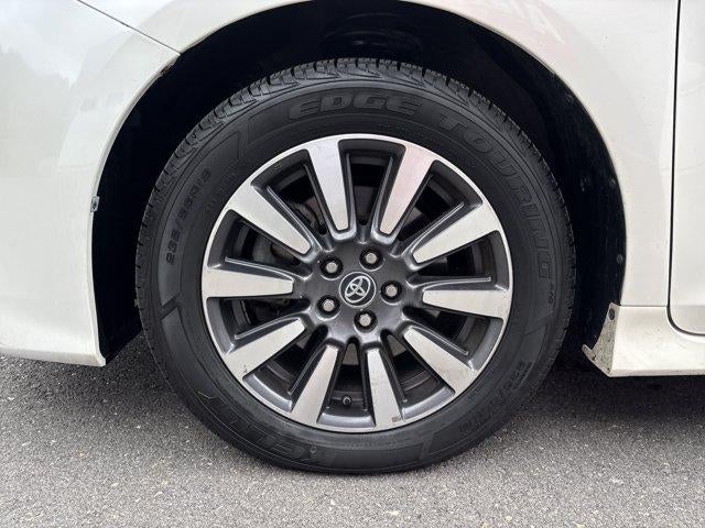 2019 Toyota Sienna Limited Premium AWD 7-Passenger (Natl)