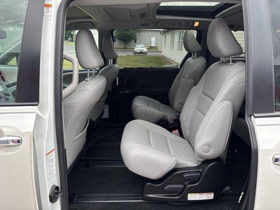 2019 Toyota Sienna Limited Premium AWD 7-Passenger (Natl)