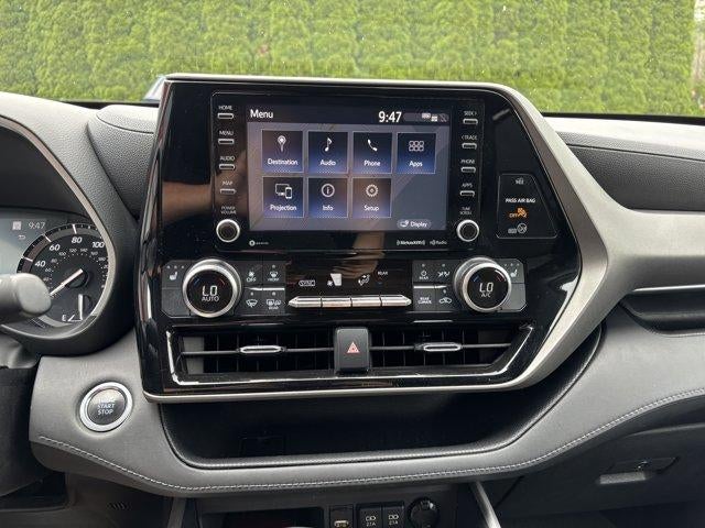 2021 Toyota Highlander XLE AWD (Natl)