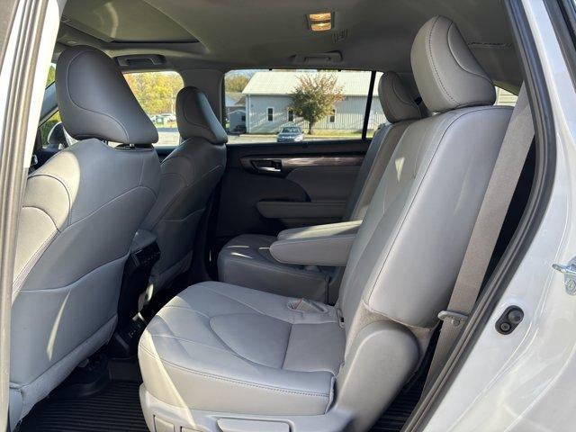 2026 Toyota Highlander Limited AWD (Natl)