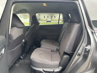 2024 Toyota Highlander LE AWD (SE)