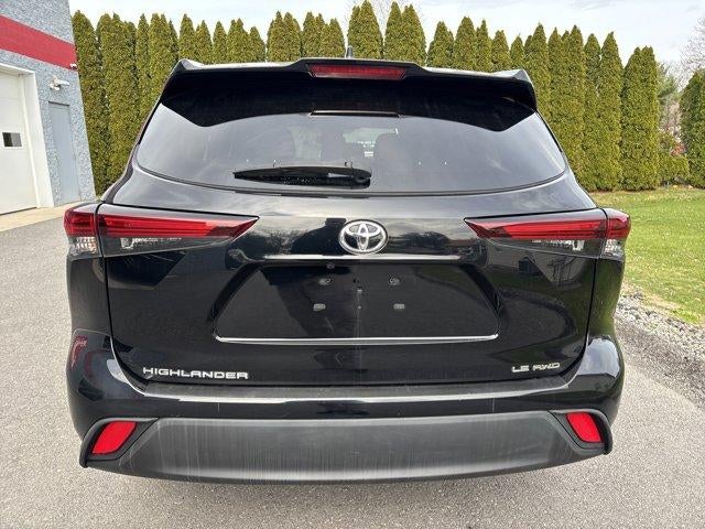 2024 Toyota Highlander LE AWD (SE)