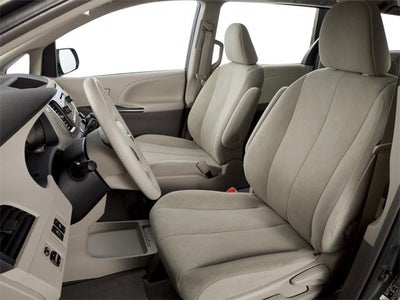 2011 Toyota Sienna 5dr 8-Pass Van V6 LE FWD (Natl)