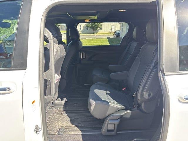 2026 Toyota Sienna Limited AWD 7-Passenger (GS)
