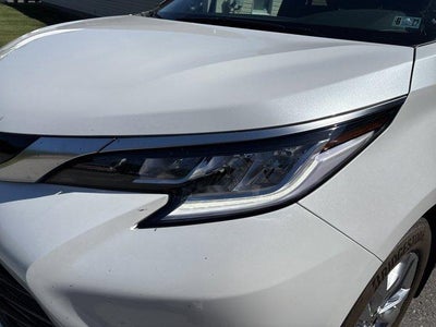 2026 Toyota Sienna Limited AWD 7-Passenger (GS)