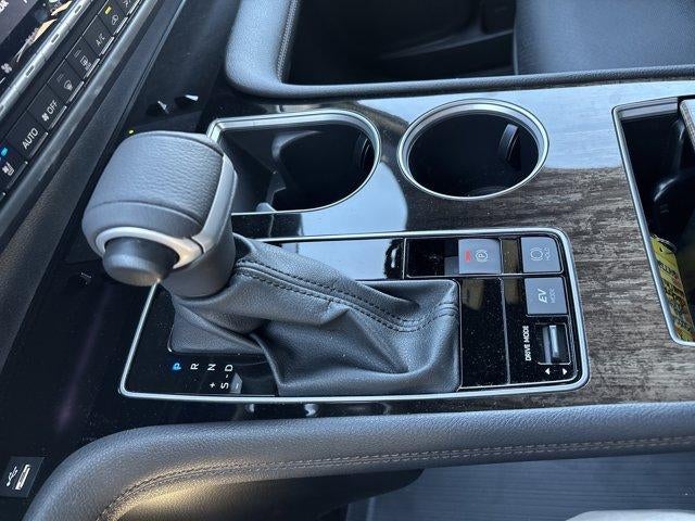 2026 Toyota Sienna Limited AWD 7-Passenger (GS)
