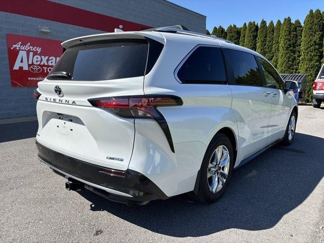 2026 Toyota Sienna Limited AWD 7-Passenger (GS)