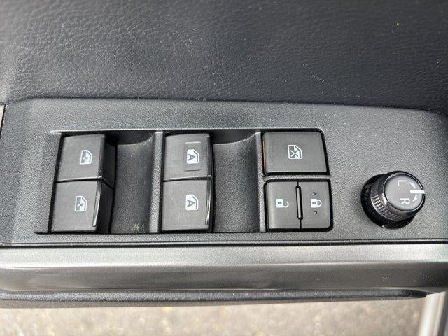 2019 Toyota Tacoma 4WD 4WD TRD Off Road Double Cab 5' Bed V6 MT (Natl)
