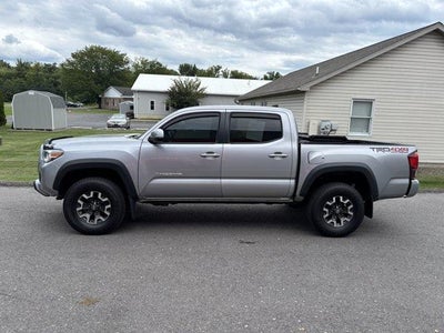 2019 Toyota Tacoma 4WD 4WD TRD Off Road Double Cab 5' Bed V6 MT (Natl)