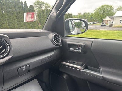 2020 Toyota Tacoma 4WD 4WD TRD Off Road Double Cab 5' Bed V6 AT (Natl)