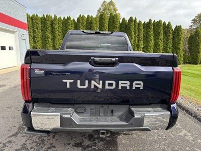 2025 Toyota Tundra 4WD 4WD SR5 CrewMax 5.5' Bed (SE)