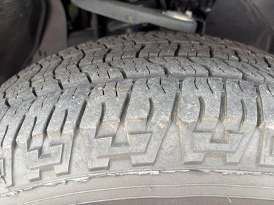 2023 Toyota Tundra 4WD 4WD SR5 CrewMax 5.5' Bed (SE)