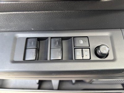 2023 Toyota Tundra 4WD 4WD SR5 CrewMax 5.5' Bed (SE)