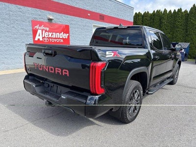 2023 Toyota Tundra 4WD 4WD SR5 CrewMax 5.5' Bed (SE)