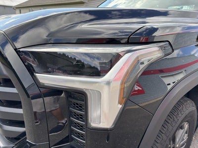2023 Toyota Tundra 4WD 4WD SR5 CrewMax 5.5' Bed (SE)