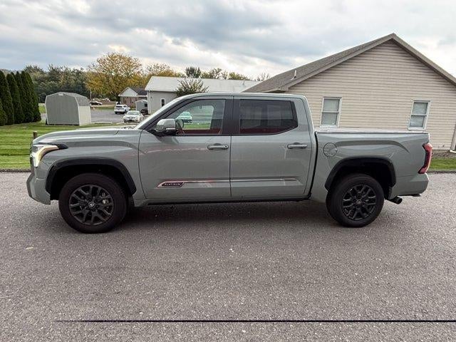 2026 Toyota Tundra 4WD 4WD Platinum CrewMax 5.5' Bed (Natl)