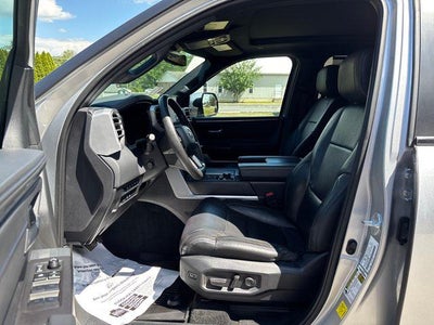 2024 Toyota Tundra 4WD 4WD Platinum CrewMax 5.5' Bed (Natl)